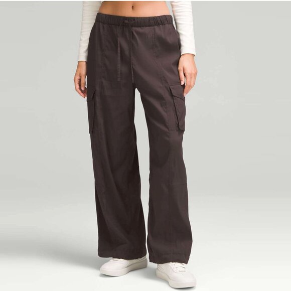 Lululemon Lightweight Adjustable Mid-Rise Cargo Pant Brown Espresso Casual XS - Picture 1 of 11